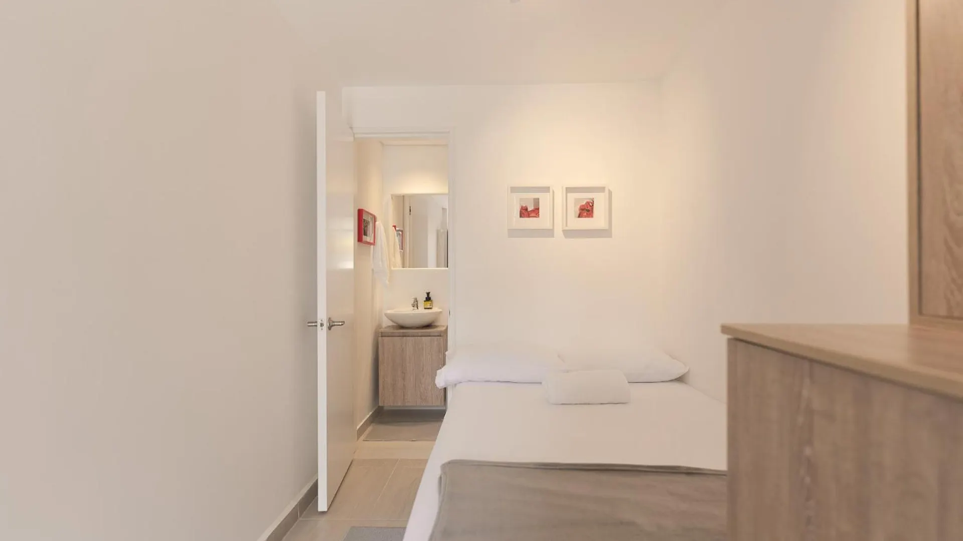 Cozy Loft In Laureles Best Location Medellín 0*,  Kolumbie