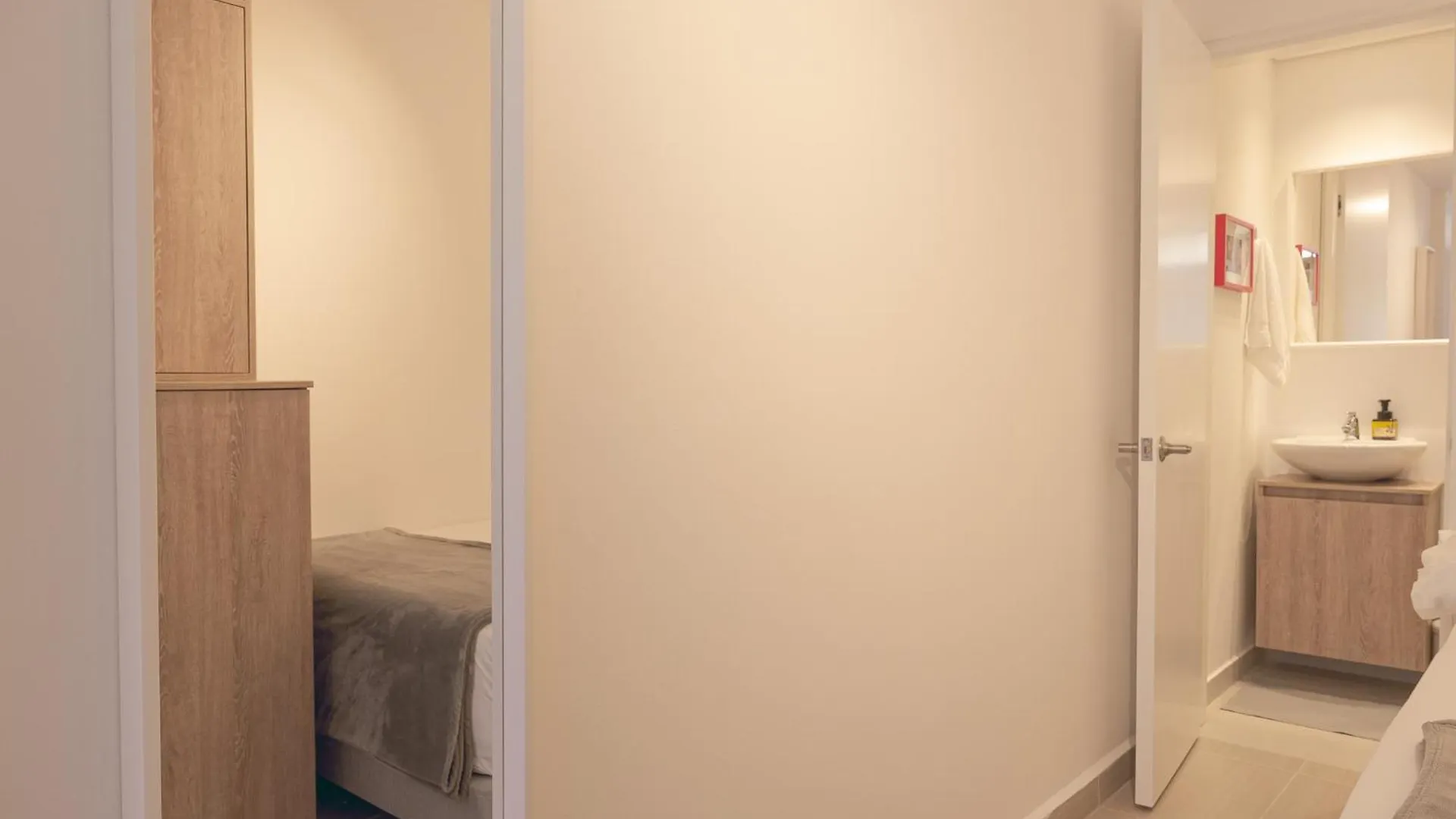 Cozy Loft In Laureles Best Location Medellín